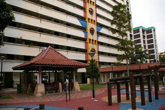 Blk 240 Bukit Batok East Avenue 5 (Bukit Batok), HDB 4 Rooms #341962